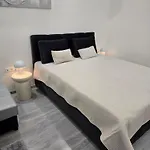 Martina * 贝凯什乔包