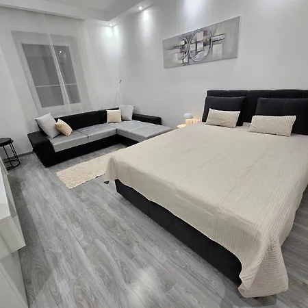 Martina Apartment